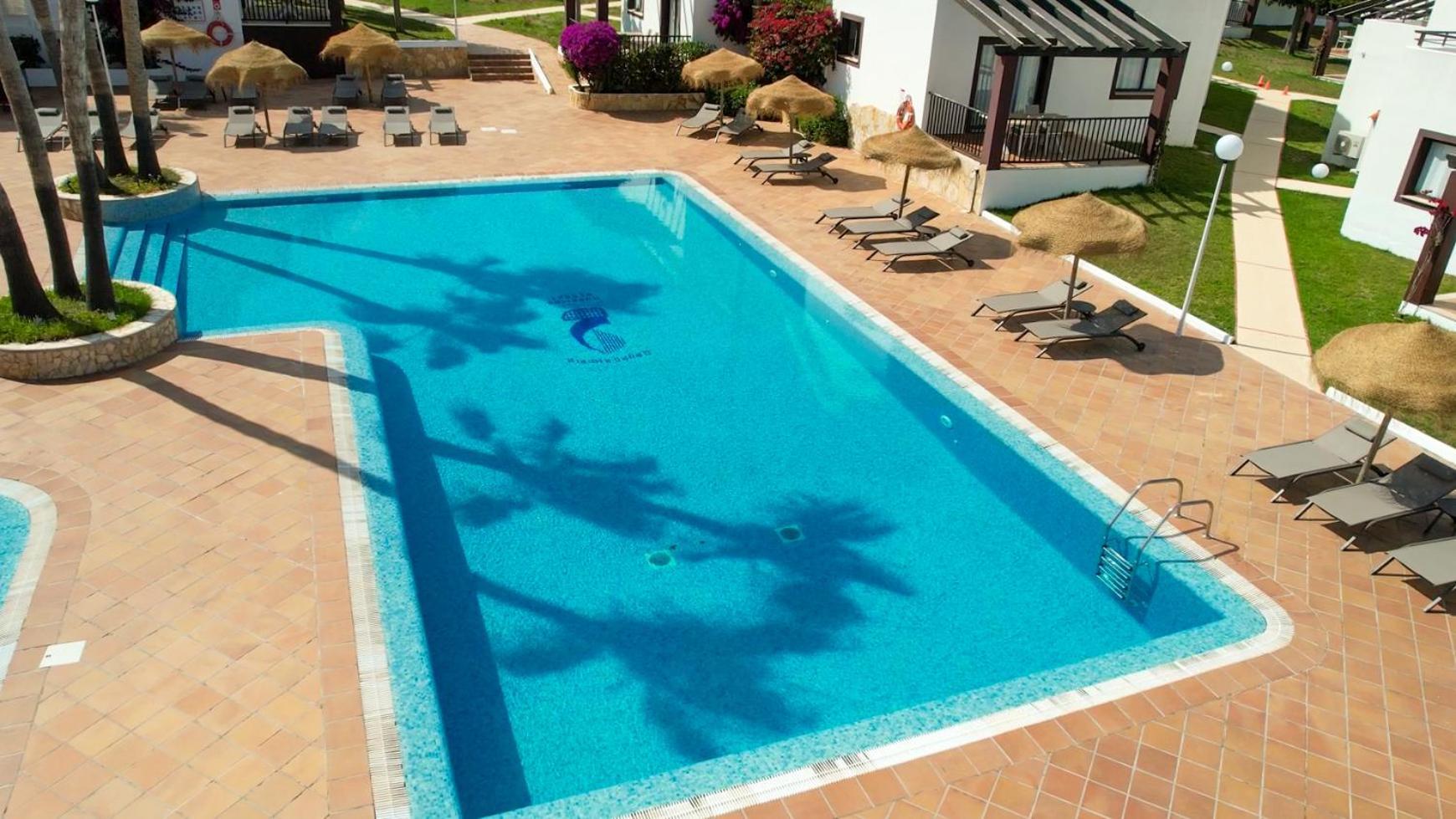 Nuramar Aparthotel Cala en Bosch Zewnętrze zdjęcie