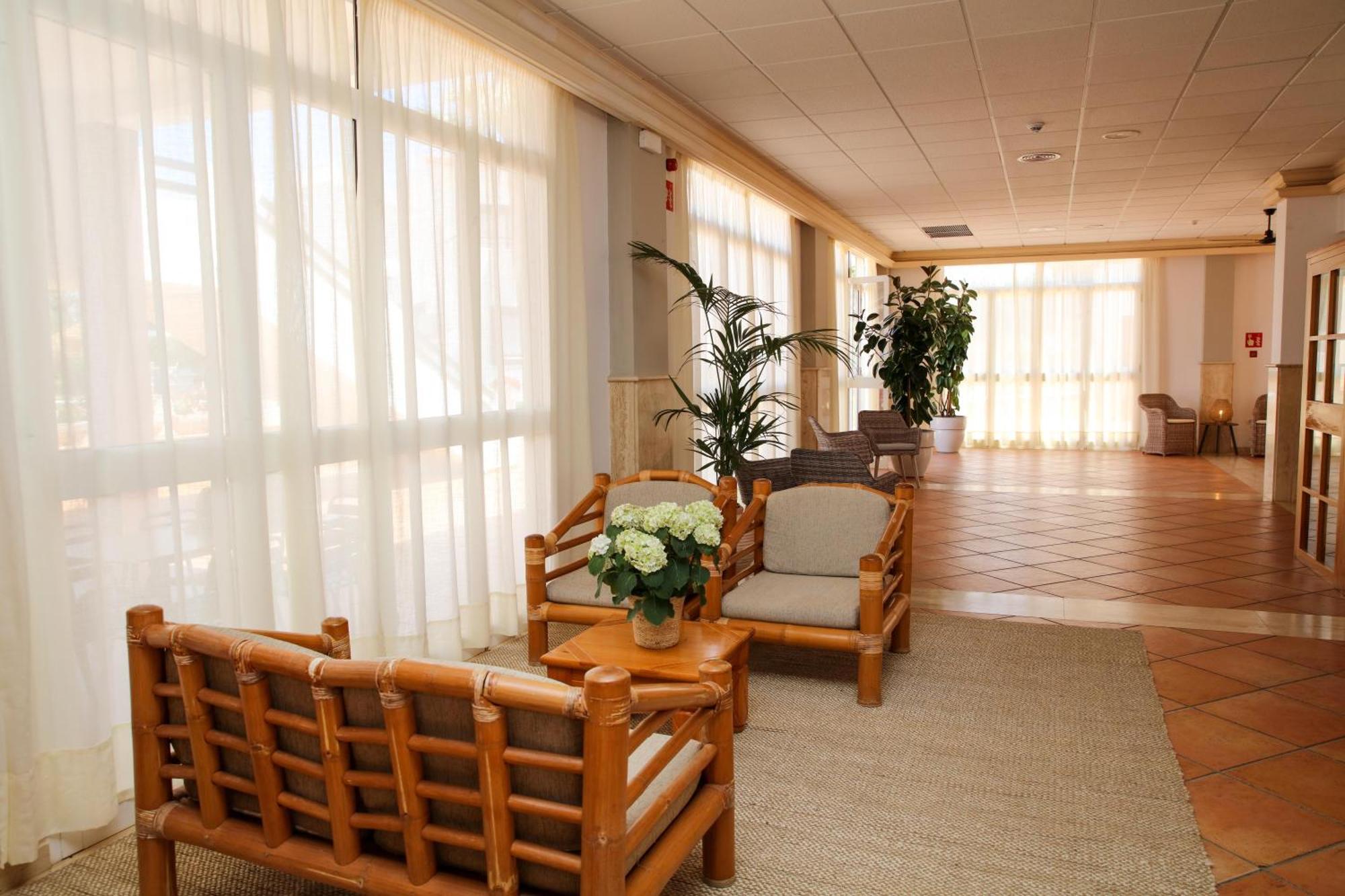 Nuramar Aparthotel Cala en Bosch Zewnętrze zdjęcie